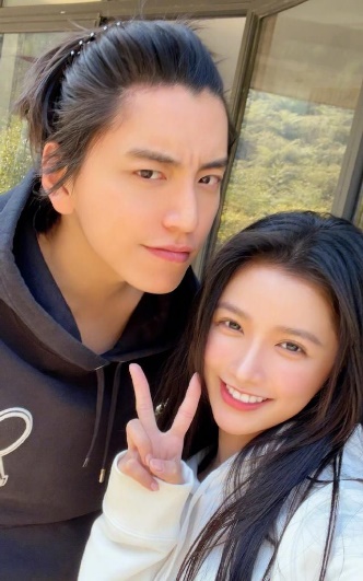 蔡卓宜|某女星恋情曝光？深夜拥吻被拍，离过婚还曾参加恋爱综艺