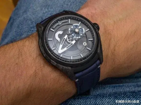 机械表大师小助理|机械表大师：纵观手表等级排名，动辄几十万的手表机芯好在哪里？