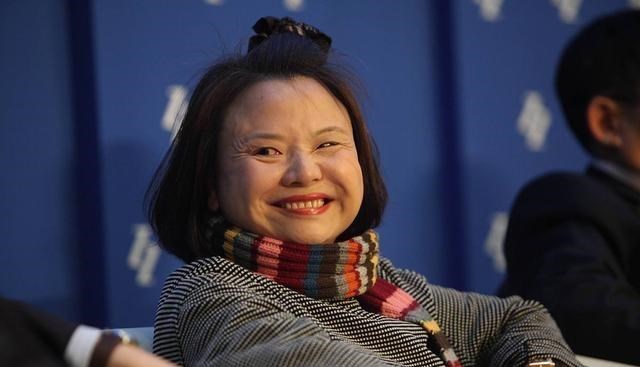 绿城地产|曾是中国最有钱夫妻，却因没有子女继承，无奈之下将企业拱手让人