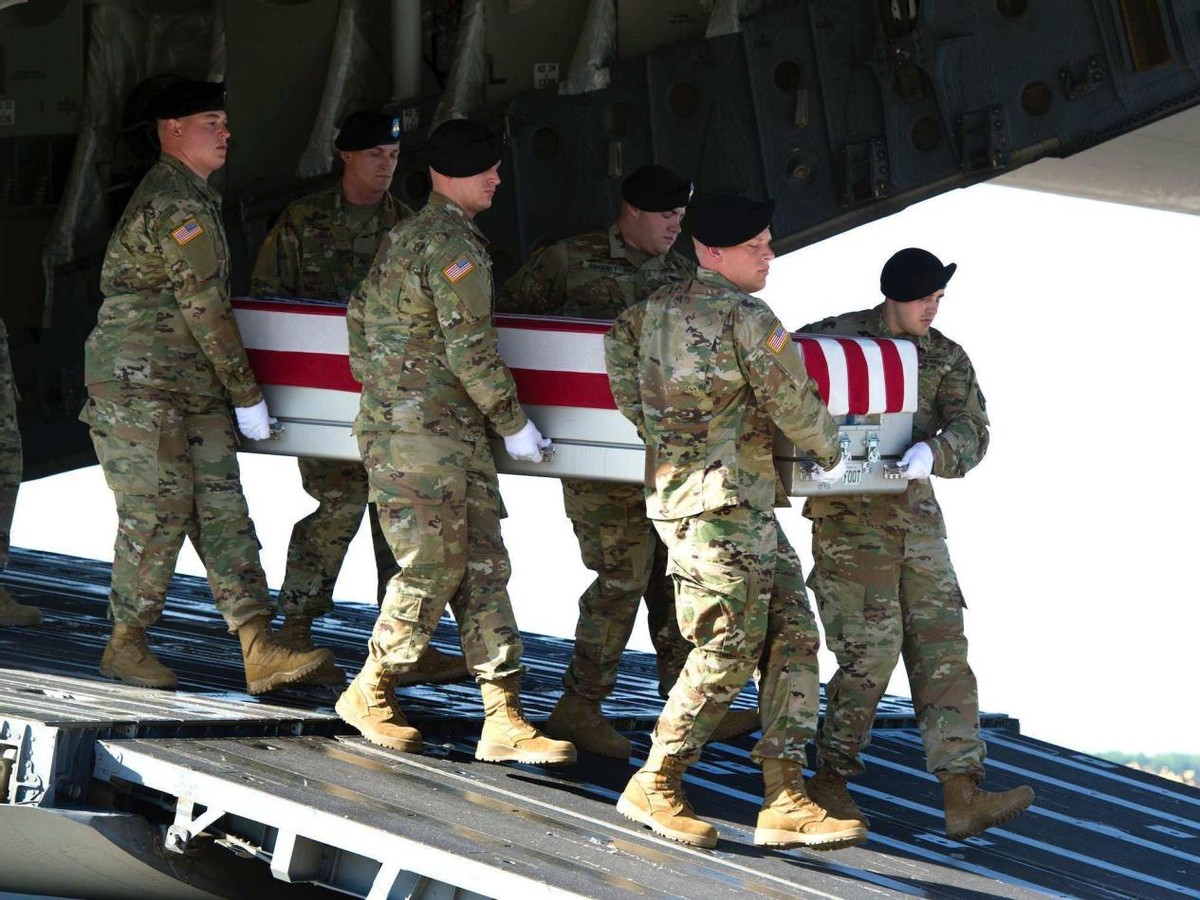 罗焕伍|霸权没落？9月8日，美国再次进入紧急状态，CIA基地被“拿下”？