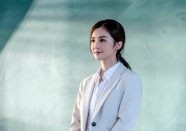 宋亚轩|蔡卓妍办派对庆祝39岁生日,30人参加场面热闹,男友妹妹来送祝福