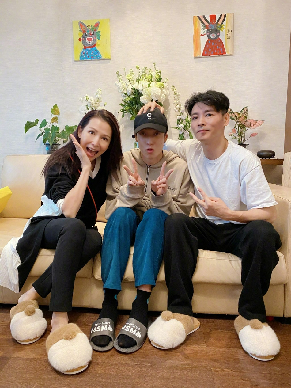 李承铉|高瀚宇和张晋聚会，赵文卓和李承铉聚会，《披哥》的友情还在继续