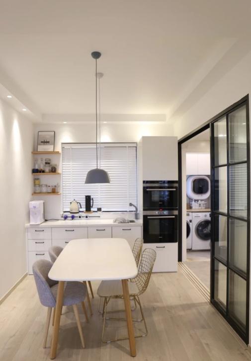 装修时坚持不封主阳台!过道设隐形衣柜,完工后实用极了!超棒!