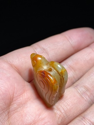 和田玉籽料|西周 和田玉籽料 玉鹰形冒 挂件