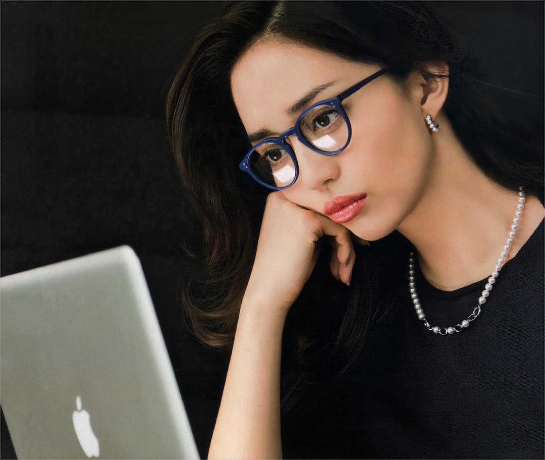 泰安秋子|穿衣有品的职场女人:会活得更有底气!