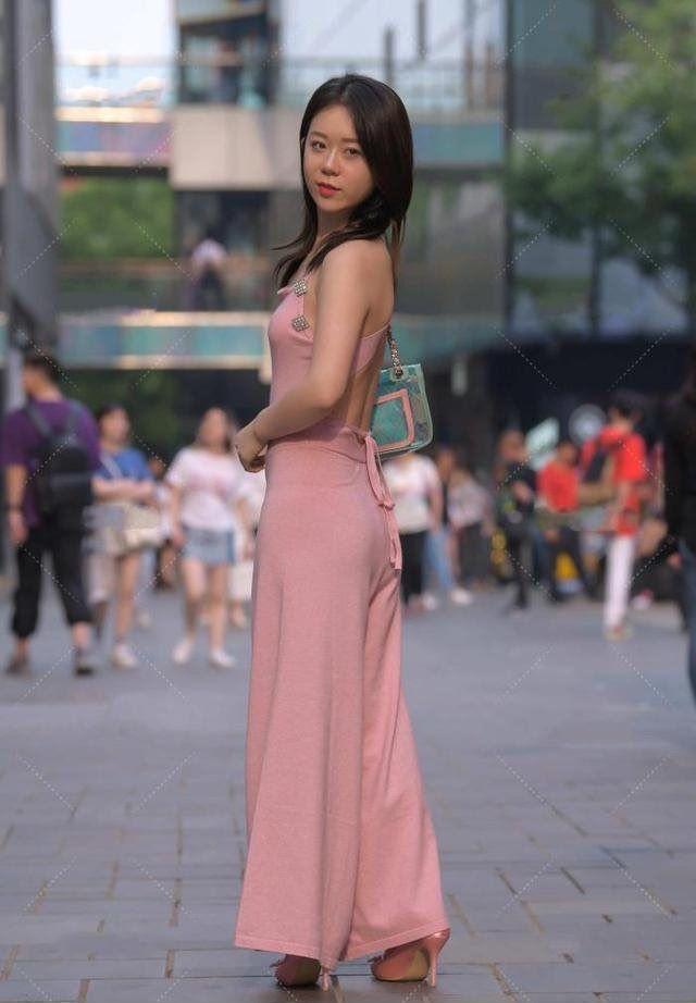 时尚女孩|胖女孩如今减肥？放弃健身和节食，依旧可以穿出苗条身材