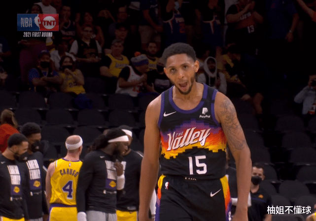 易建聯(lián)|投籃詹上線！4.0詹姆斯正式進化，湖人強行扳平比分1-1，太陽有點難了