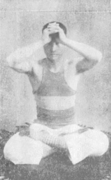 |坐功八式：道传补脑填精法