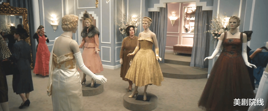 美剧|时隔两年，这部当前最火的顶流爽剧，终于上线了