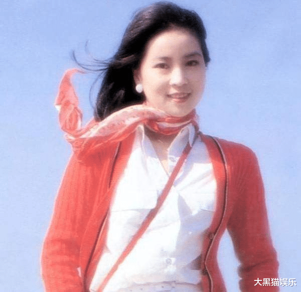 gai|林凤娇：忍受丈夫外遇，外头有私生子女也不恼，稳坐家族掌门人