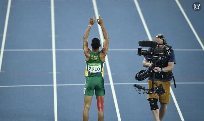 世界纪录 体坛知识：男子400米世界纪录是多少？