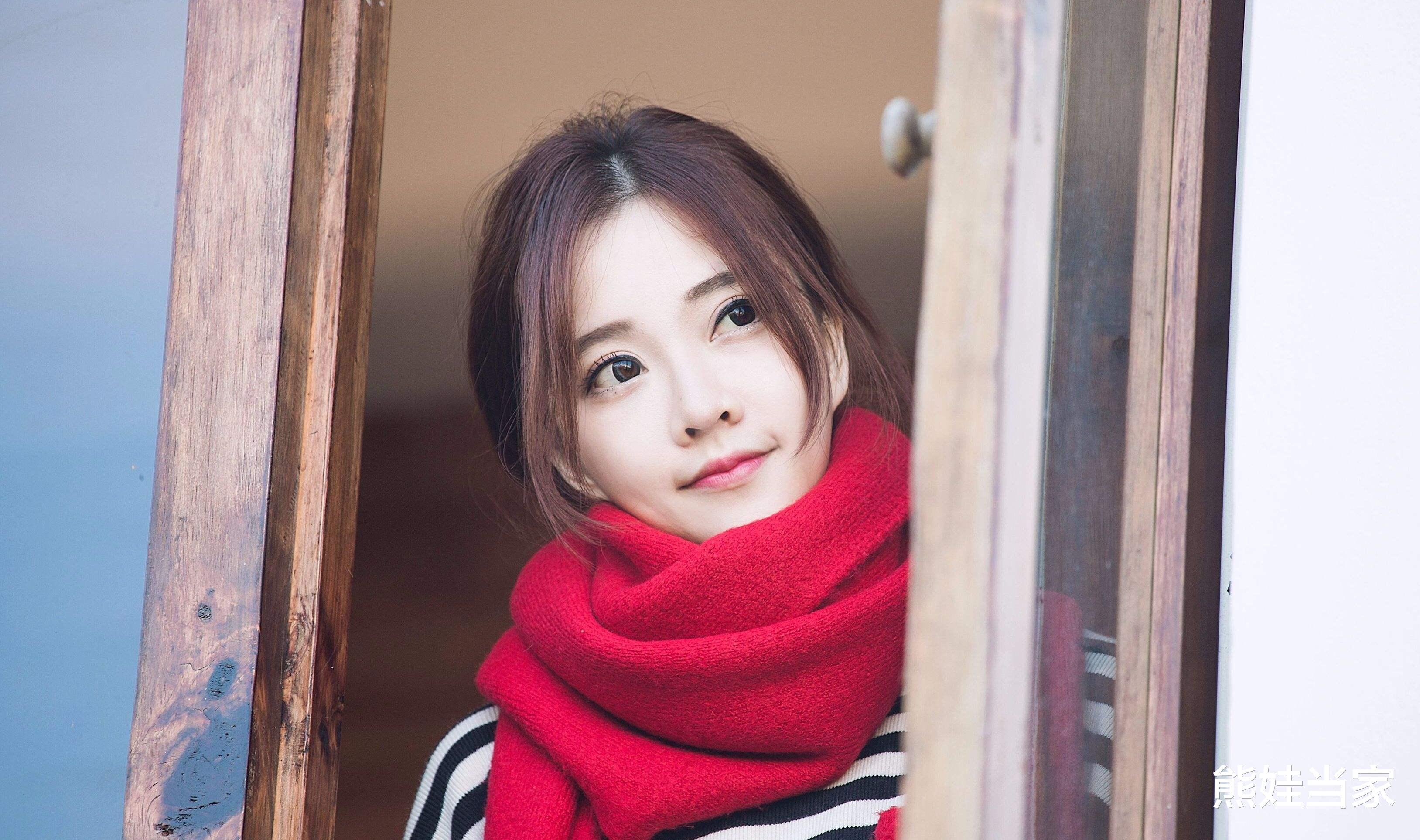 熊娃当家|冯提莫为何突然不“红”了?看她干过的那些事,就一点都不奇怪了