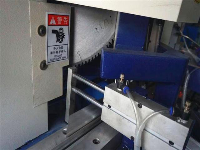 门窗加工设备难以择优选择？犹豫不决的背后，只因缺少这些经验