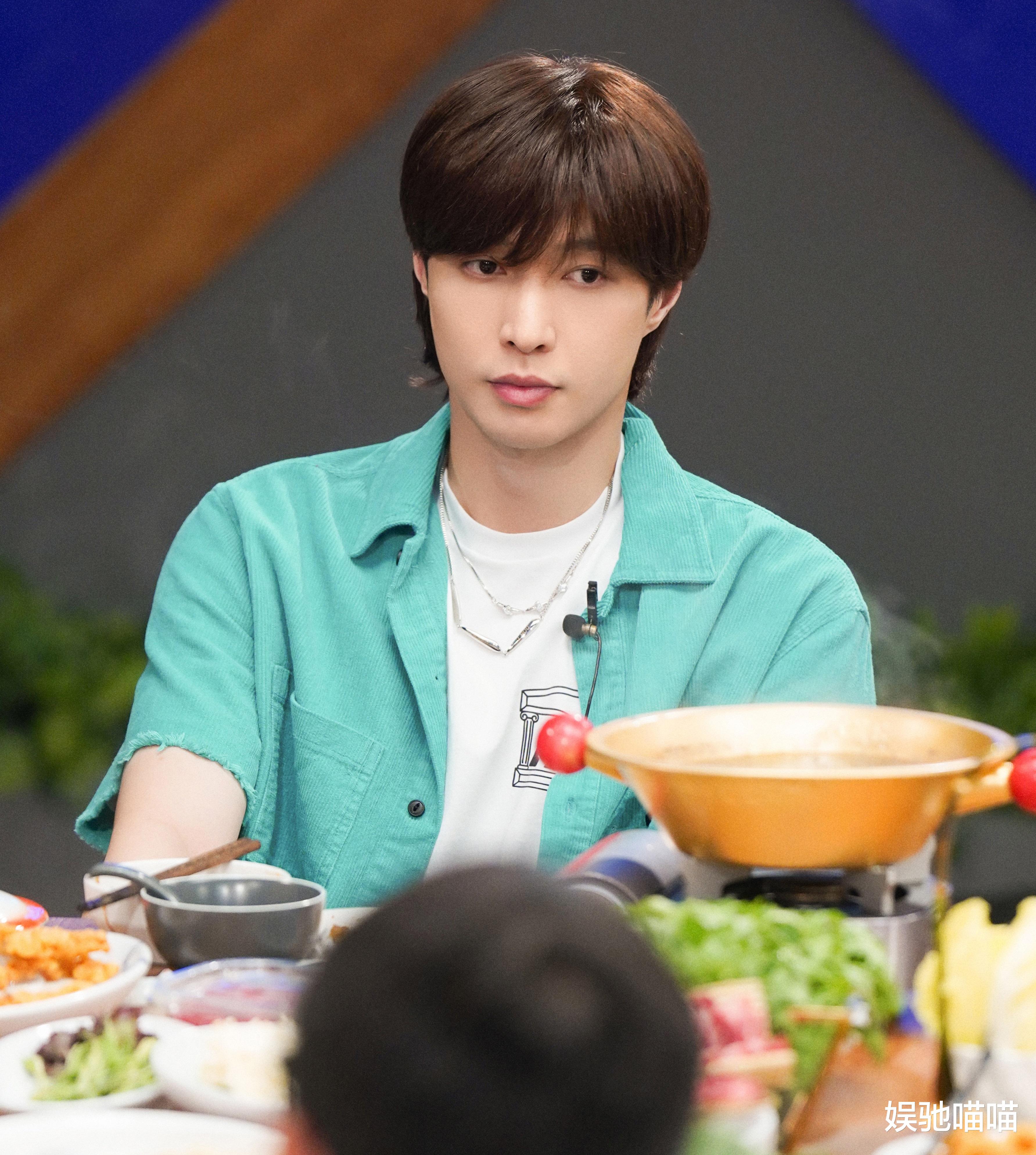 长津湖之战|王一博吃火锅不识百叶？刘宪华间歇性丧气，却让一博、韩庚一哄就好