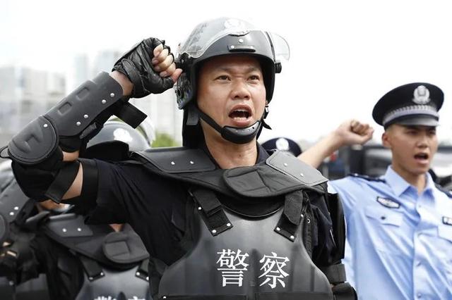 桂平|桂平警方招聘50名特警队员，高中学历可报