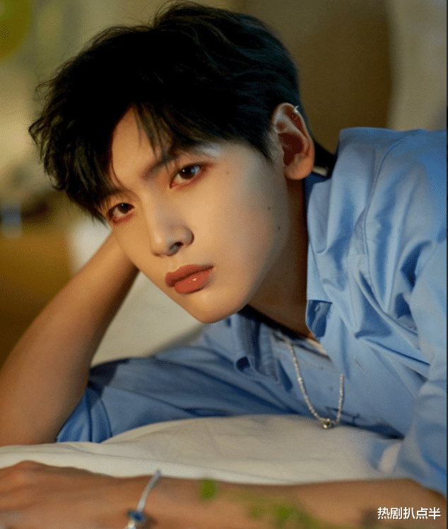 天官赐福|《天官赐福》定妆照，头绑廉价布条被吐槽，网友: 还不如鹿晗来演