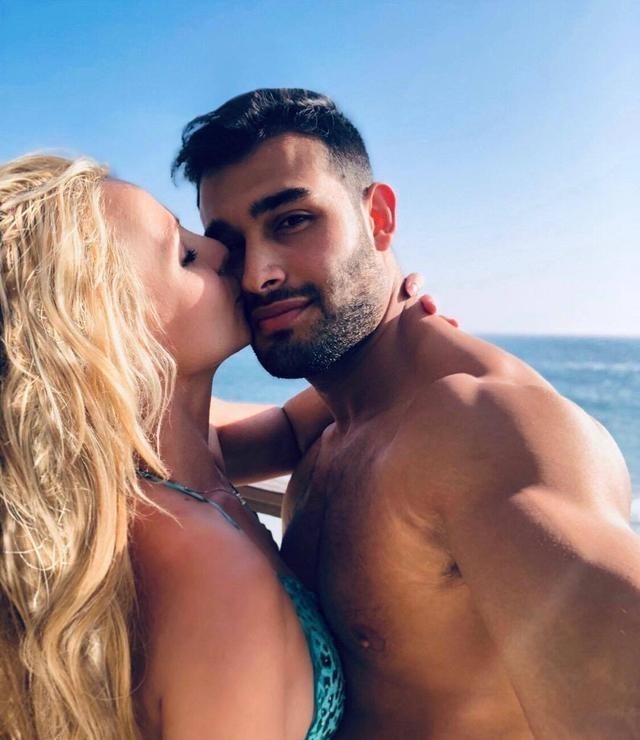 乐凡|布兰妮重获自由后控诉：妈妈也是幕后黑手，父母都该被关进监狱！