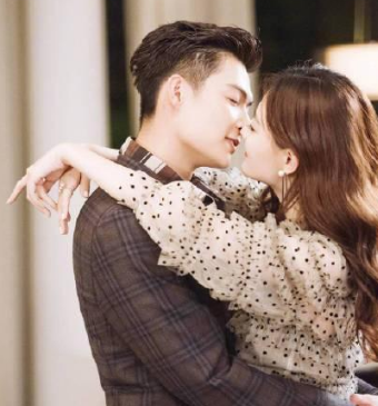 徐璐|这位女星才26岁，怎么越来越像网红了？