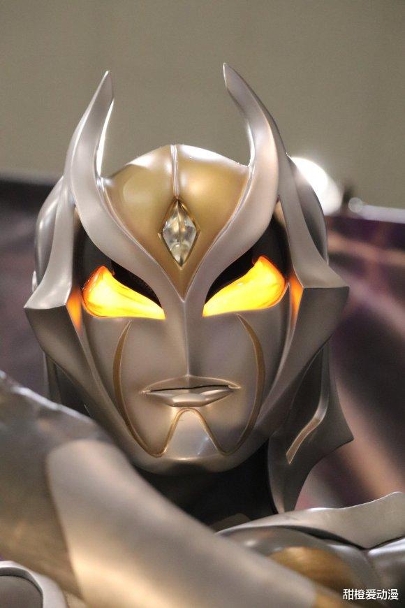 迪迦·奥特曼|卡露蜜拉与卡蜜拉皮套对比，后者更加适合妖艳丽士这个称号！