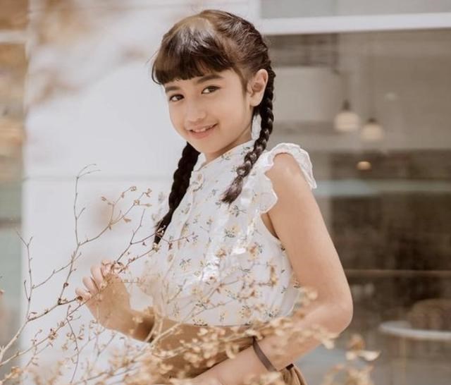 冉昊腾星座屋 柬埔寨公主不是国王的女儿，8岁就成为明星，比夏洛特公主漂亮