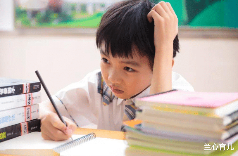 兰心育儿|孩子上学不努力，父亲想了个狠招，总算让孩子认清楚现实