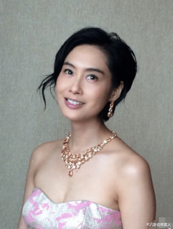 迪丽热巴|5位变瘦后颜值降低的女星，热巴脸显老态，吴谨言成“大头娃娃”