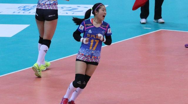 江蘇女排|王寶泉喜從天降！曝球隊已完成2悍將引援，江蘇女排這回麻煩了