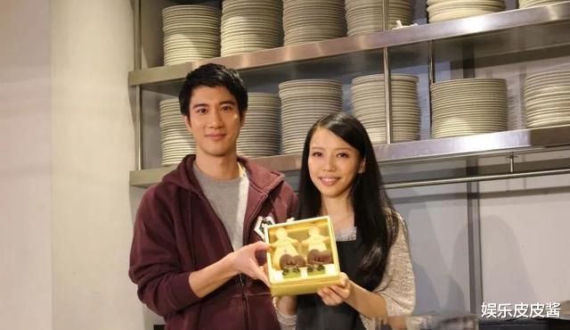 电影|面对李靓蕾的“咄咄逼人”，不愿回应的王力宏，还是出来道歉了！