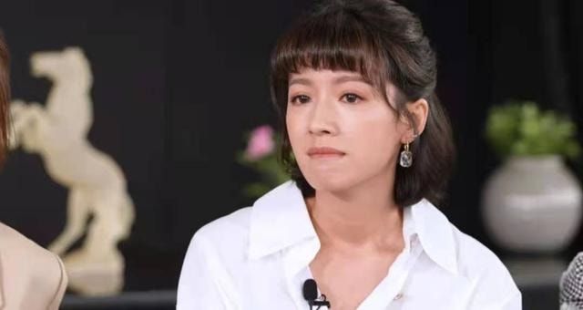 蔡思贝|她被誉为“TVB发电机”，曾被开价200万一晚，入行7年传15段绯闻