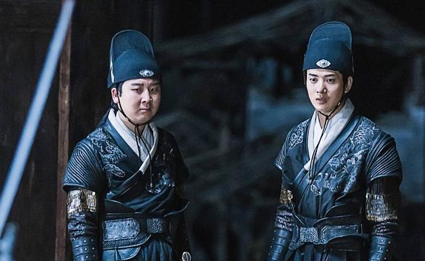 童星|昔日童星变“油腻”青年，转型失败无戏可拍，才31岁就过气了