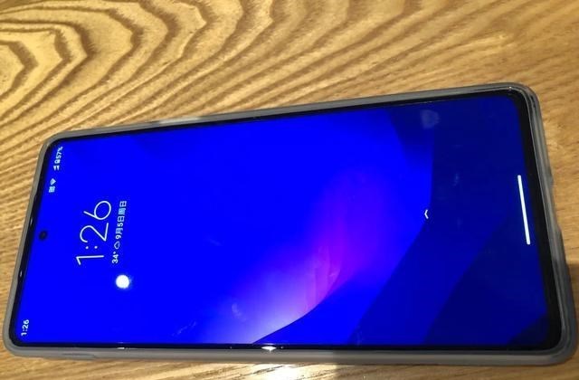 壁纸|不超过2000元，三款真香骁龙870手机可选，款款都是高性价比