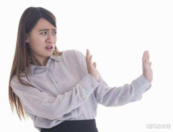 |为啥老板上班时，喜欢开着办公室的门？为啥说这样的老板不简单？