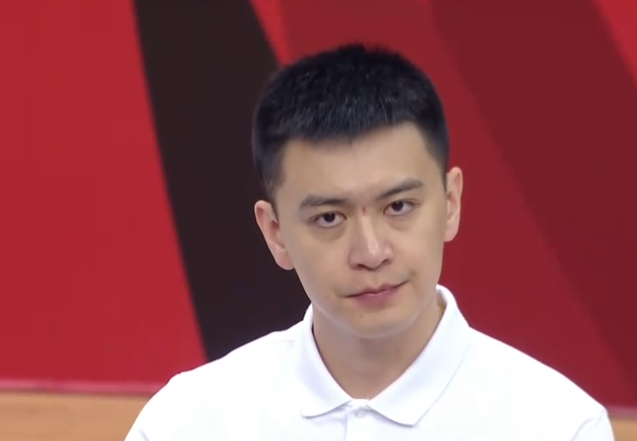 廣東男籃|內定冠軍？楊鳴引發爭議！預測廣東男籃的比賽就應該帶點客觀因素