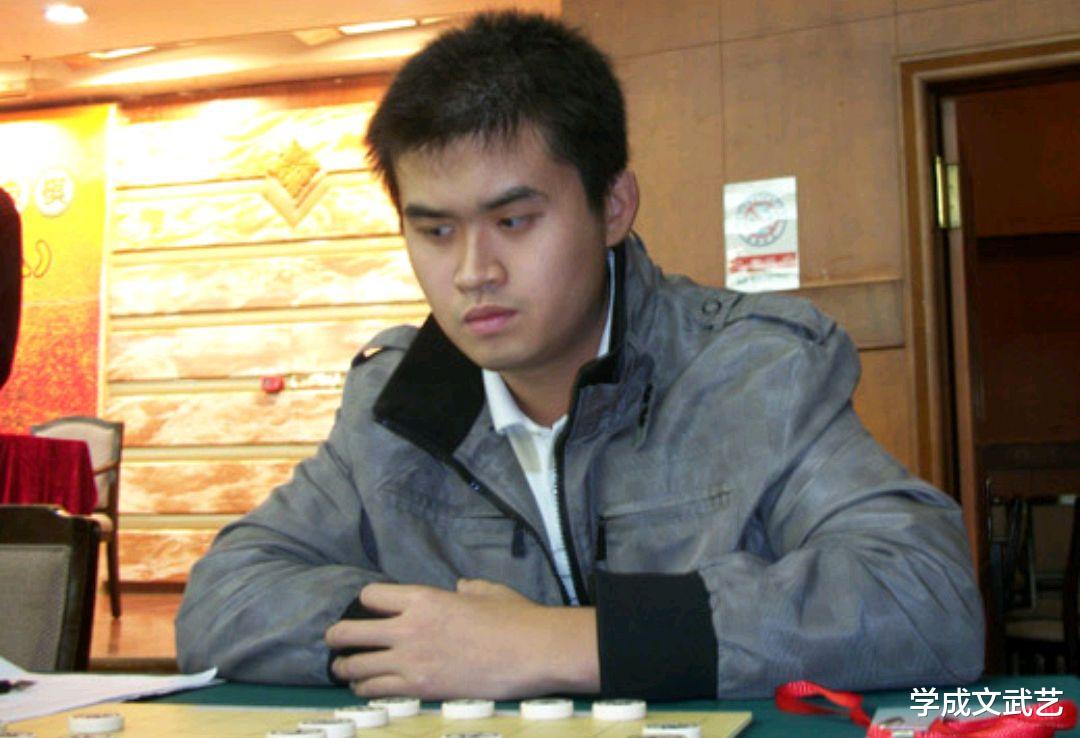 湖人队|“王举人”真的老了，只比郑惟桐多两分，象棋第一人的宝座坐不稳了！