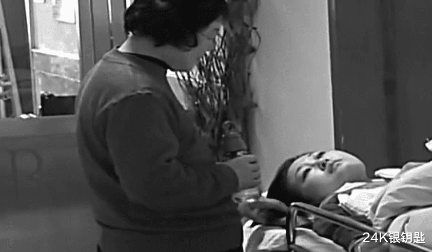 24K银钥匙|婆家人为了让儿媳怀孕,不惜让重病儿媳停药,导致儿媳不幸去世