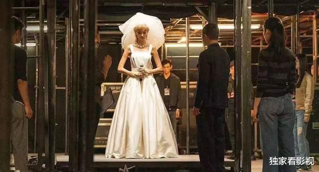 王丹妮|17岁获模特大赛冠军，25岁成单亲妈妈，新人王丹妮演梅艳芳被认可