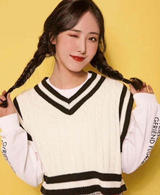 |韩流四代女团时代接近尾声，TWICE一家独大，成四代唯一TOP女团