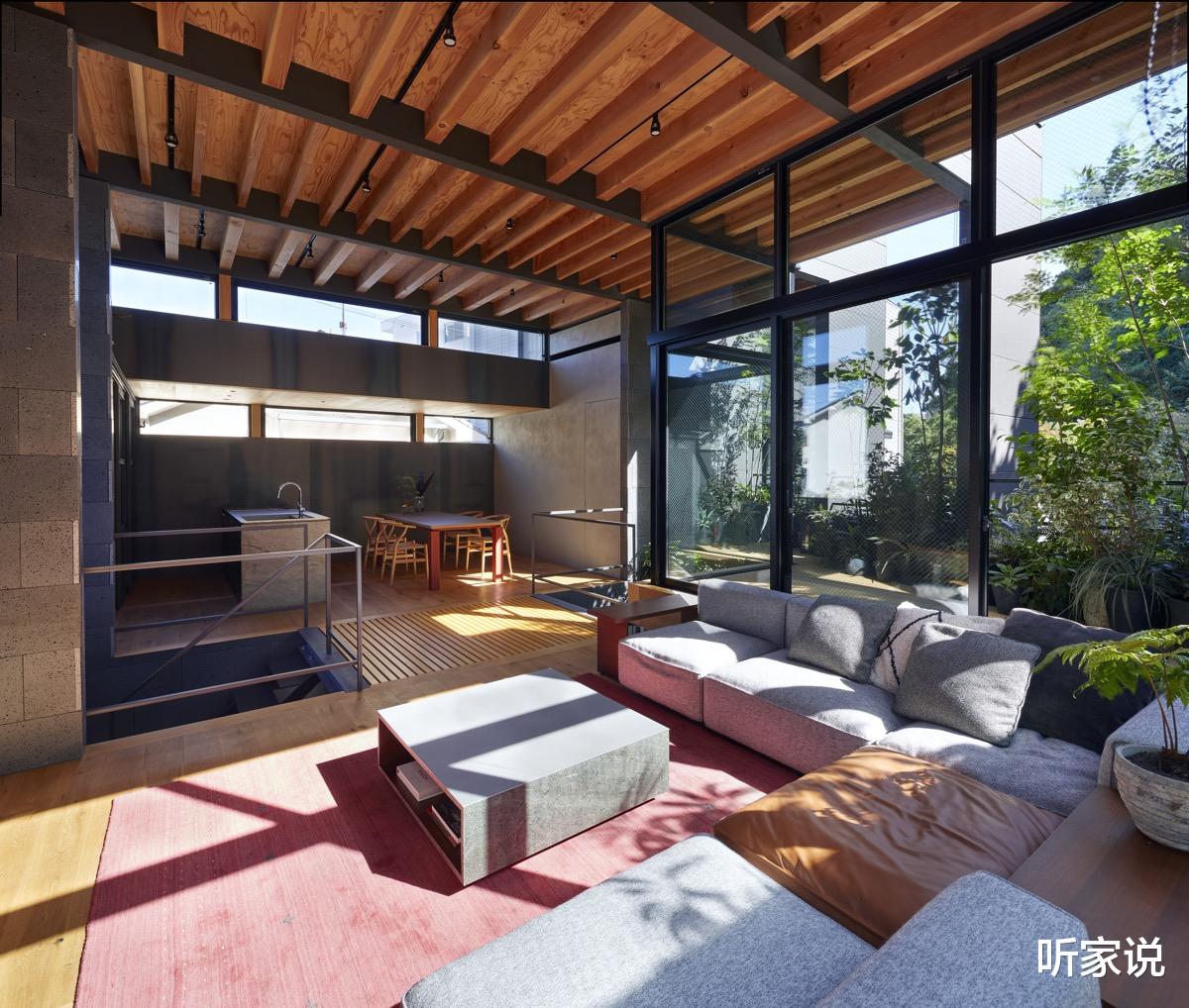 听家说|日本34岁单亲妈妈自律生活:独自抚养俩儿子,把家收拾得一尘不染