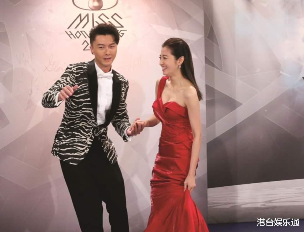 女心理师|终极破冰？王浩信点赞撑老婆拿最佳女配，获陈自瑶热烈回应