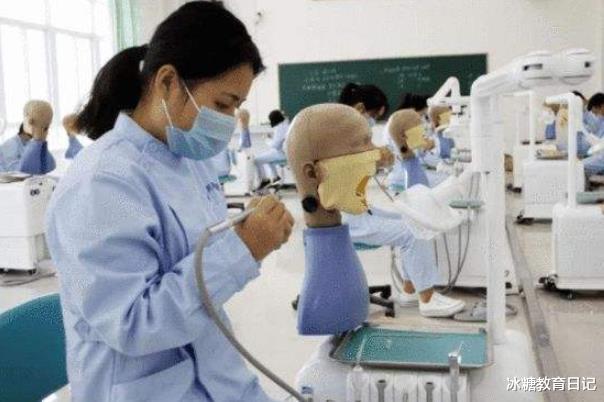 临床医学|“医学类”专业前景排名，临床医学热度降低，榜首幸福值很高