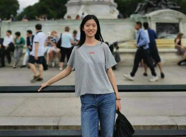 学霸|出自211大学，却被清北、中科等名校抢着要，这位美女学霸不简单