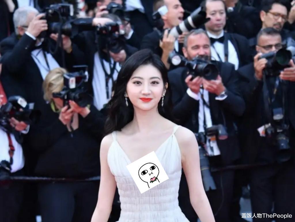 滤镜|10位戛纳红毯上的国内女星：有人手握作品艳压，有人蹭拍走光出丑