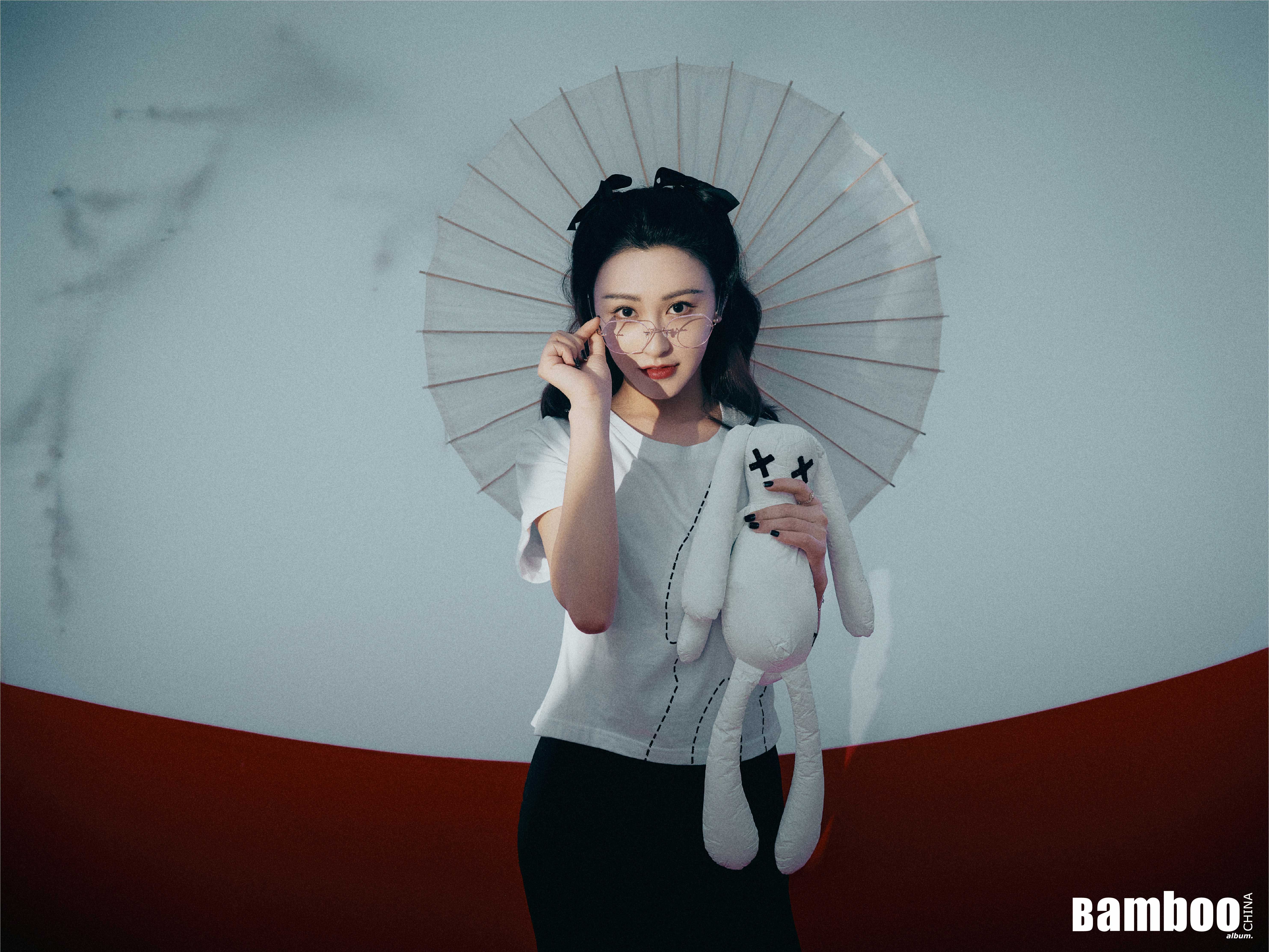 宋亚轩|朱圣祎浮光掠影大片来袭中西元素碰撞尽显灵动之美