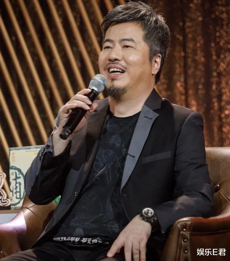 寇乃馨|寇乃馨砸125万重金祝寿，送老公黄国伦名贵吉他，这对夫妻好能赚