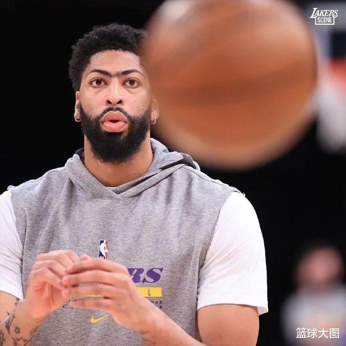 安东尼·戴维斯|输了！浓眉5分钟伤退！离队第一人出现了