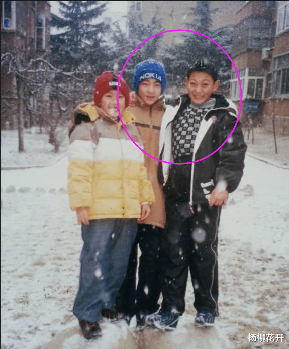 黄子韬|13年前，黄子韬承诺有钱后把聋哑发小留在身边当助理，今做到了吗