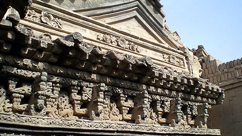 长脖子爸比说|大同“巨富豪宅”走红,与乔家大院齐名,距市区只有21公里