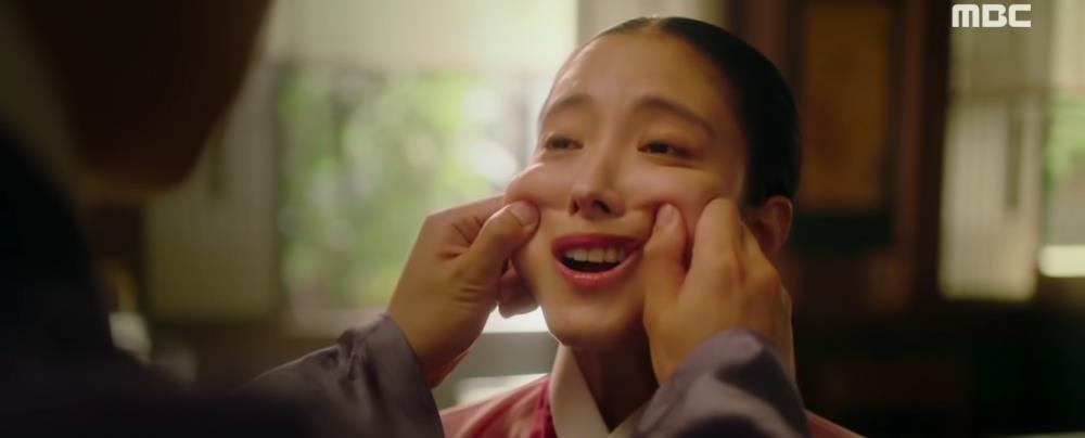 德云社|《衣袖红镶边》收视率刷新高！李世荣舍命护夫，第N次打枪李俊昊