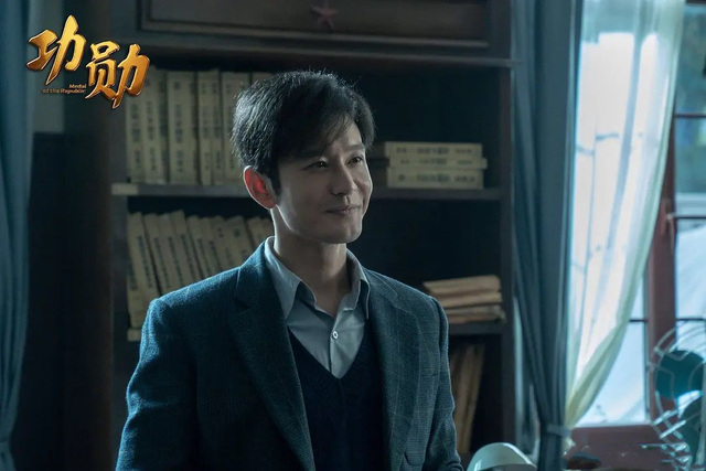 黄晓明|《功勋》成国庆档王炸剧，王雷打响了头阵，黄晓明稳了才是真的稳