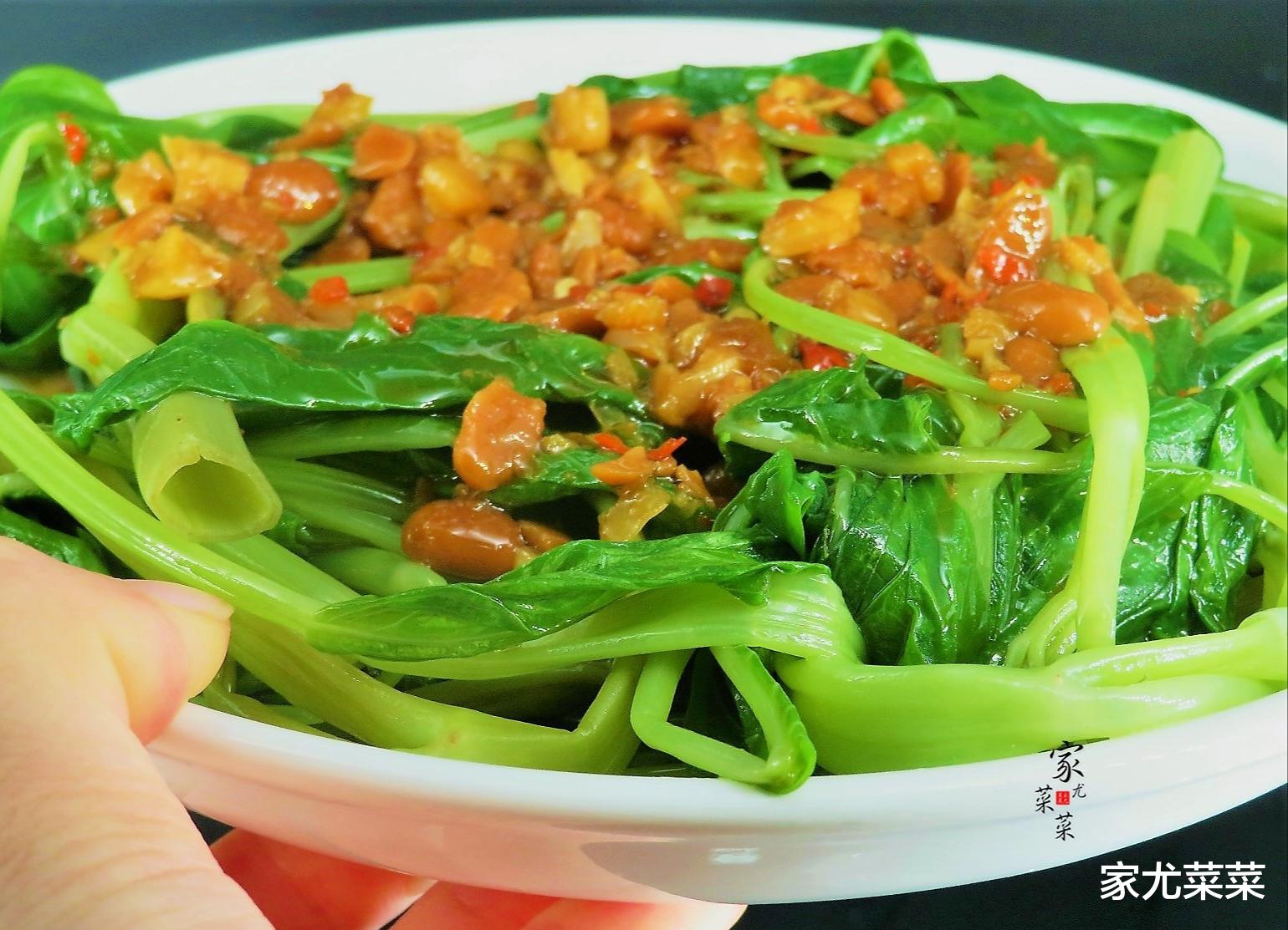 大蒜|夏天减肥吃这5种绿叶菜最管用，每天炒一盘，肠道不堵, 越吃腰越瘦